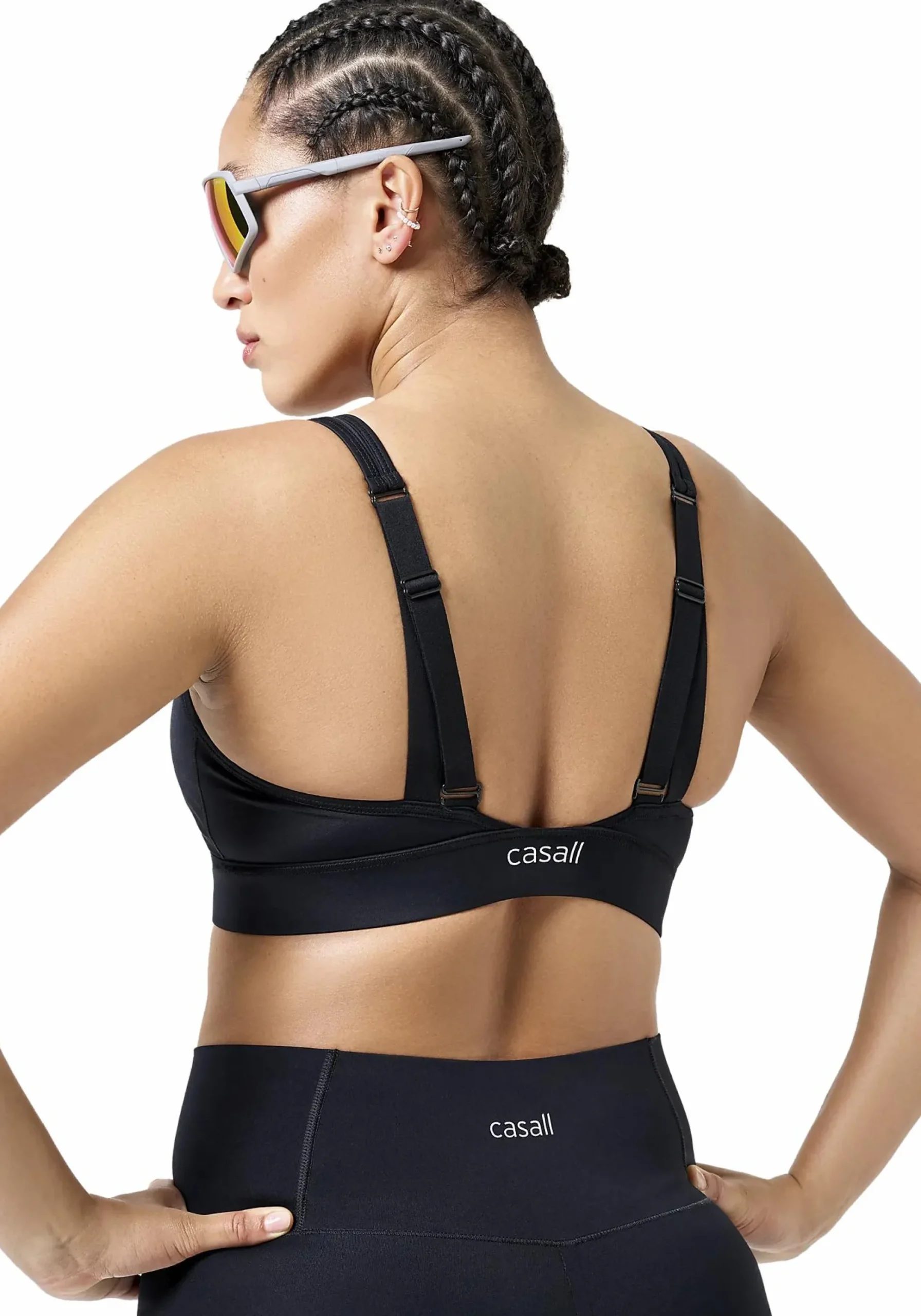 multifunctional straps sports bra