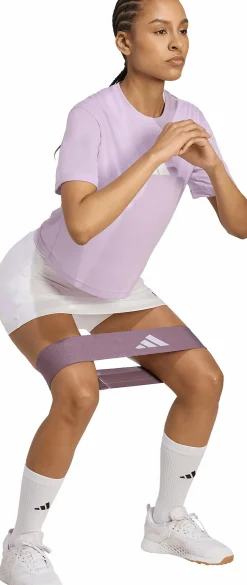 train essential big logo tee